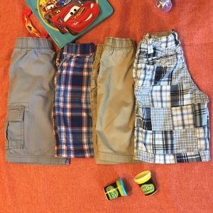Gently worn boys Children's Place Shorts Sz 5/5t